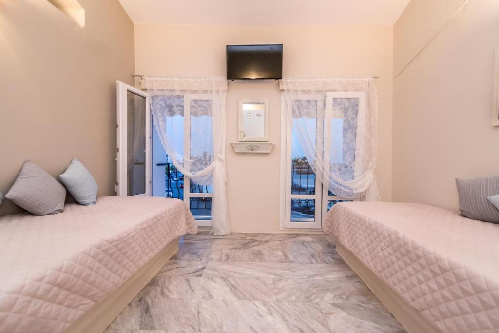 Fratelli Family Rooms Tinos Luaran gambar